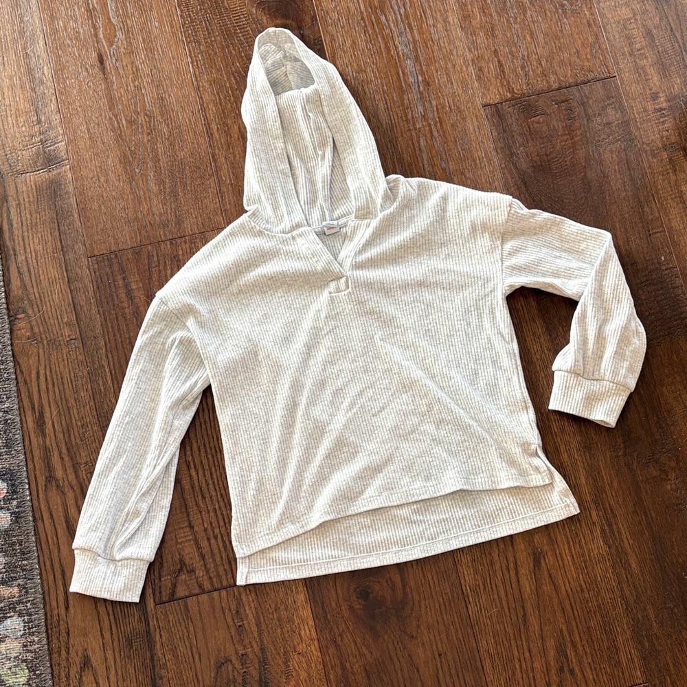 Old Navy Gray Hooded Cropped Sweater - Girls Size L (10-12)